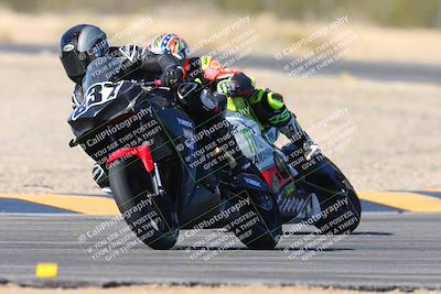 media/Feb-03-2024-SoCal Trackdays (Sat) [[767c60a41c]]/8-Turn 7 (1140am)/